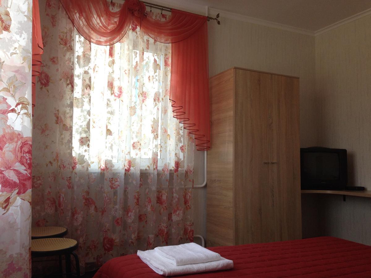 U Fedora Hotel Oleksandriia Ngoại thất bức ảnh