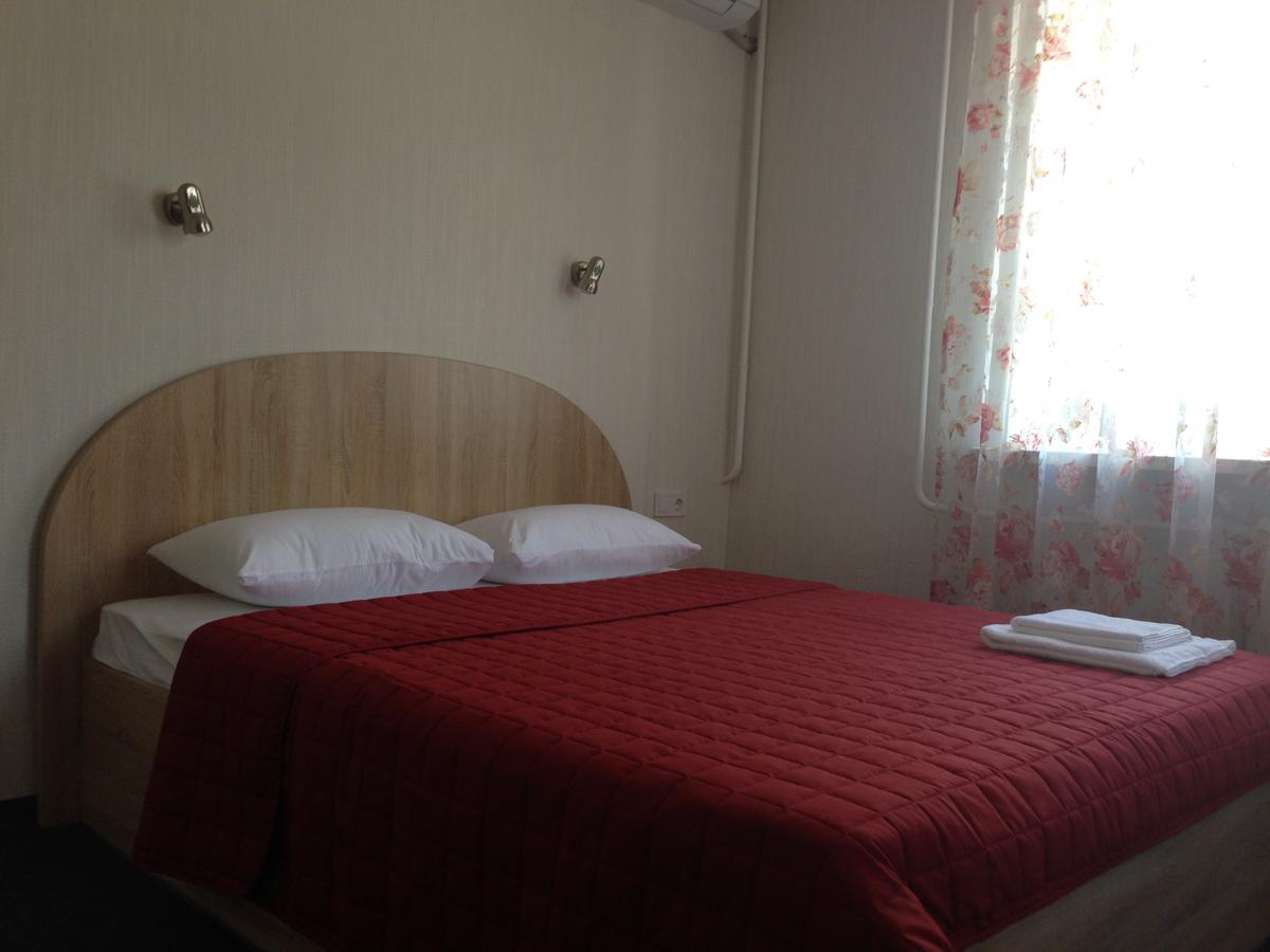 U Fedora Hotel Oleksandriia Ngoại thất bức ảnh