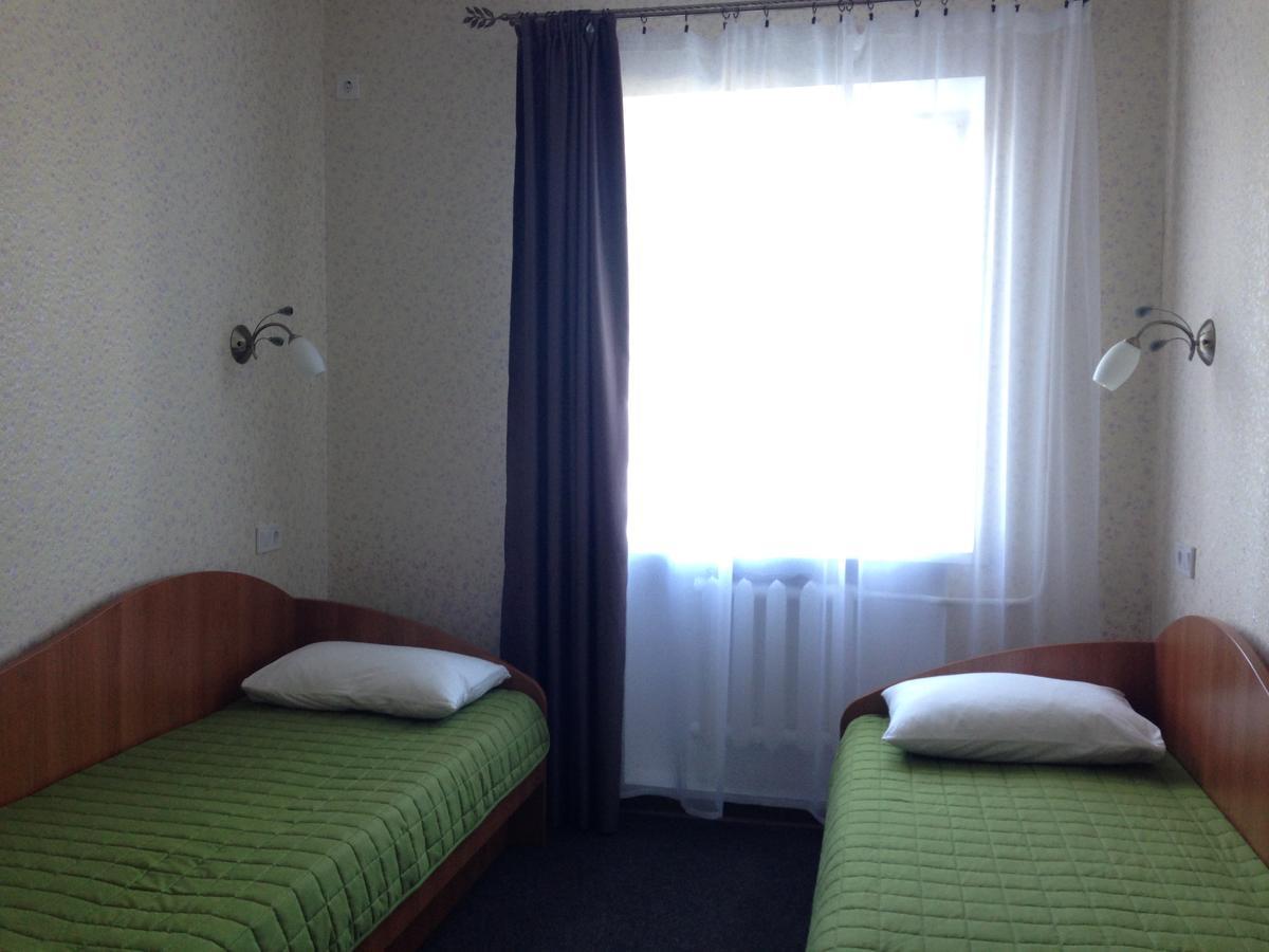 U Fedora Hotel Oleksandriia Ngoại thất bức ảnh