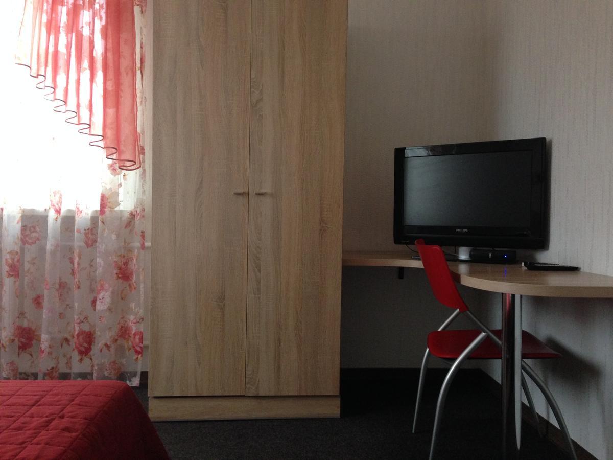 U Fedora Hotel Oleksandriia Ngoại thất bức ảnh
