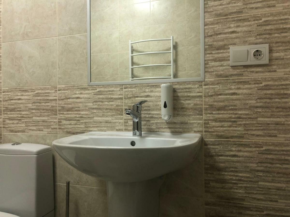 U Fedora Hotel Oleksandriia Ngoại thất bức ảnh