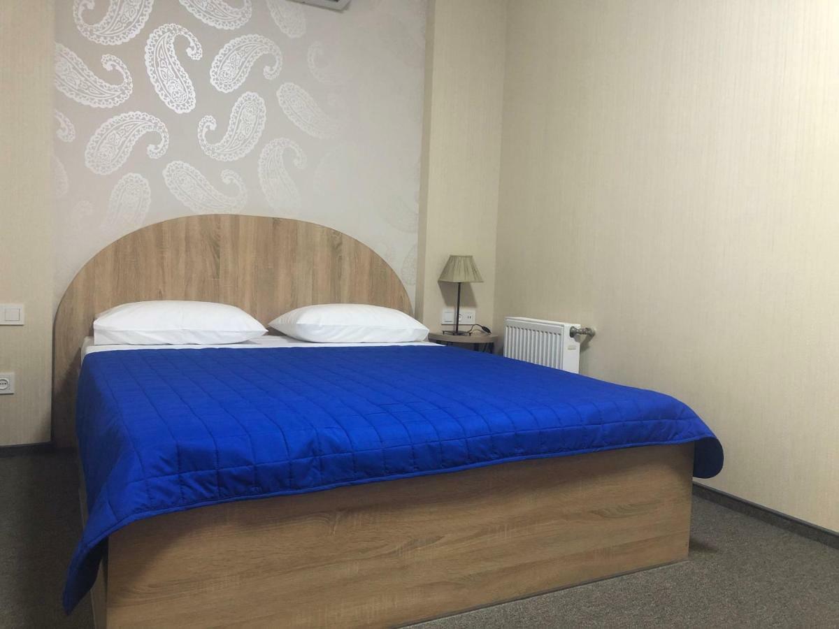 U Fedora Hotel Oleksandriia Ngoại thất bức ảnh